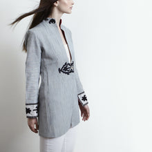 Load image into Gallery viewer, Zarif 3/4 White Jacket with Embroidery