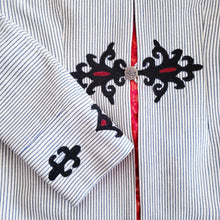 Load image into Gallery viewer, Zarif Short White Jacket