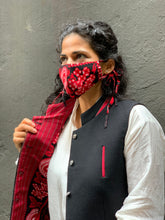 Load image into Gallery viewer, Zarif Women's Waistcoat