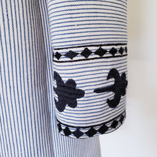 Load image into Gallery viewer, Zarif Short White Jacket
